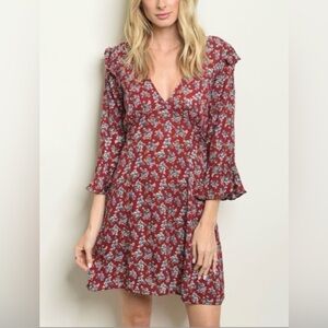 Le Lis Fun & Flirty Floral Woman’s Dress Size Small 3/4 Sleeve Deep V Neck